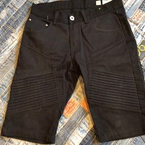 Retro district black shorts